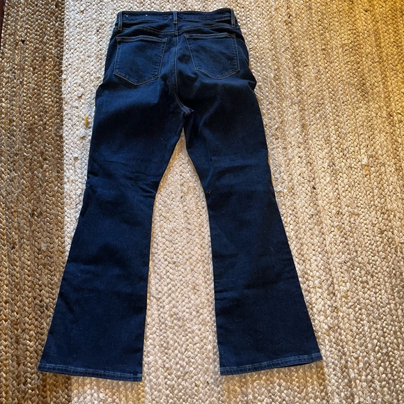 LOFT CURVY SLIM FLARE JEANS. BRAND NEW, NEVER WORN. SIZE 8/29 - Picture 2 of 3